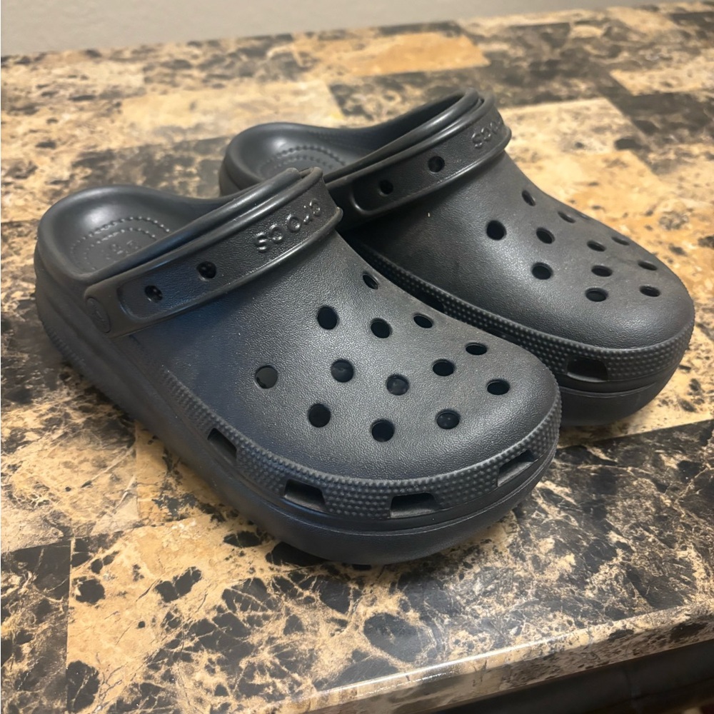 Black wedge Crocs